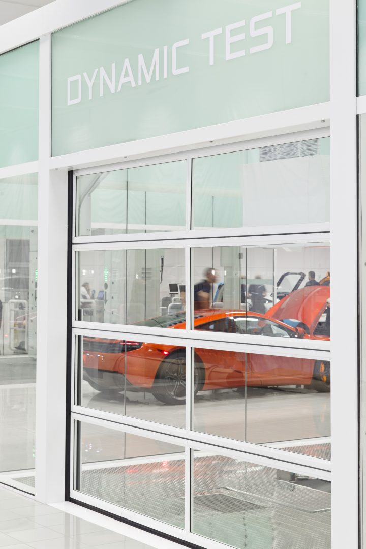 Dynamische test in de productie van Mclaren