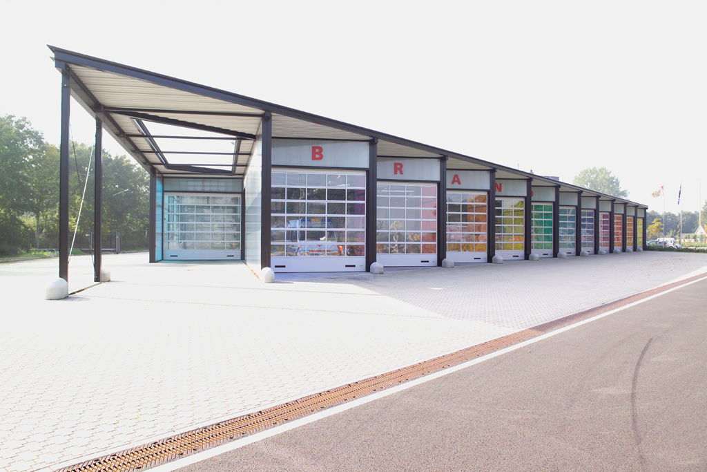 Compact folding doors in Barneveld firestation