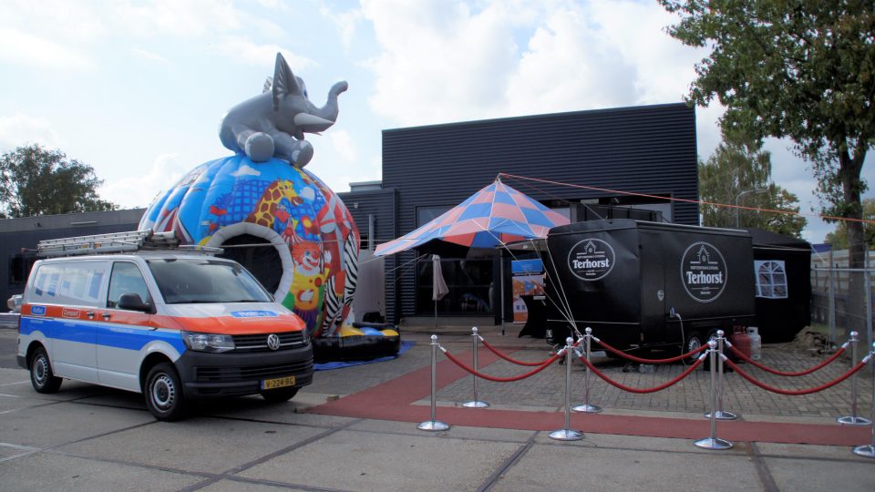Rolflex Familiefeest met springkussen Rolflex Familiefeest met springkussen